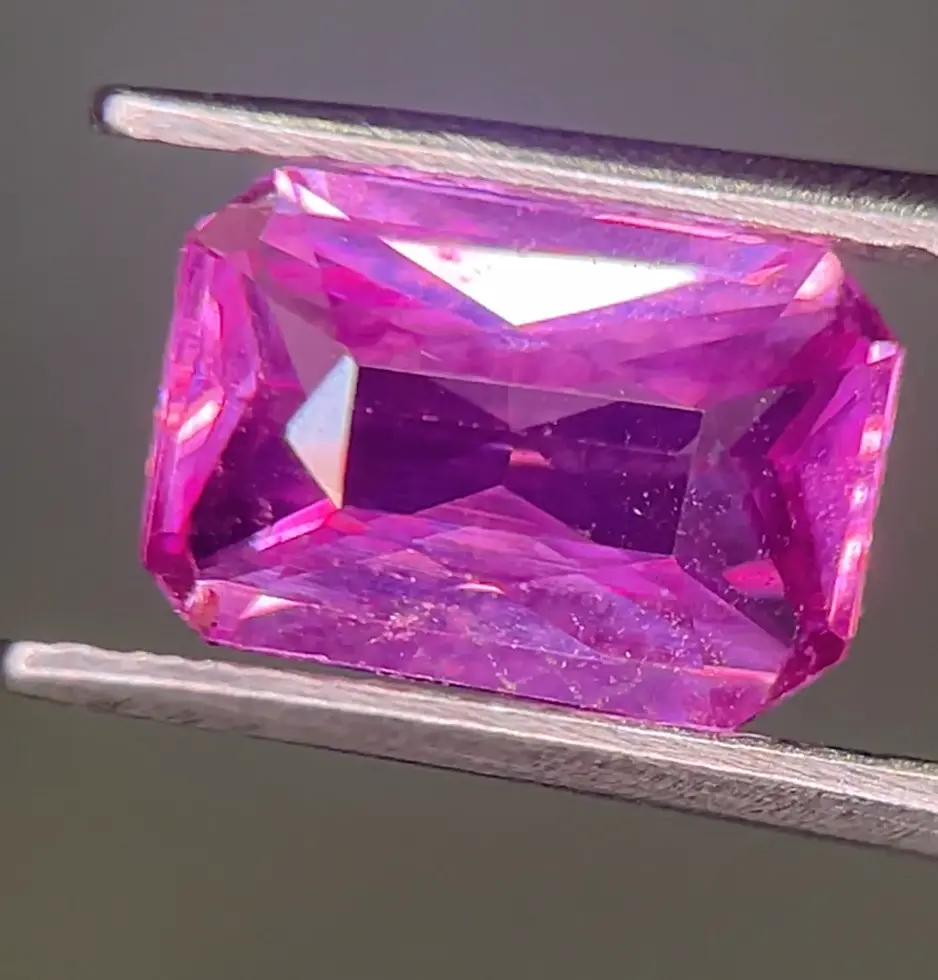 No Heat Octagon Pink Sapphire 1.39cts (Certified)